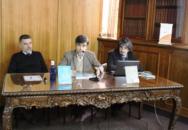 Ediciones Universitarias de Valparaíso realiza presentación de dos libros de profesores del Instituto de Historia - Foto 3