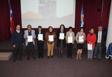 PUCV apoya a vecinos de la Iglesia La Matriz para certificar nuevas competencias laborales - Foto 2