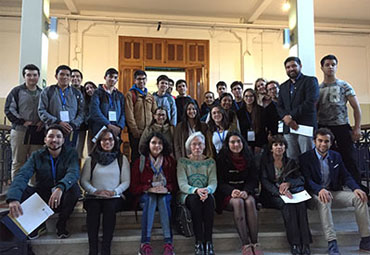 Responsabilidad Social Universitaria: Estudiantes PUCV son voluntarios en colegios de la Región de Valparaíso - Foto 1