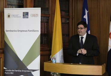Vicepresidente de Familias Empresarias de Chile realizó charla para alumnos de la Escuela de Negocios y Economía - Foto 4