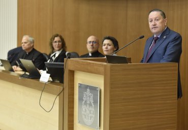 PUCV inaugura exposición en Italia que conmemora dos siglos de vínculos entre la Santa Sede y Chile