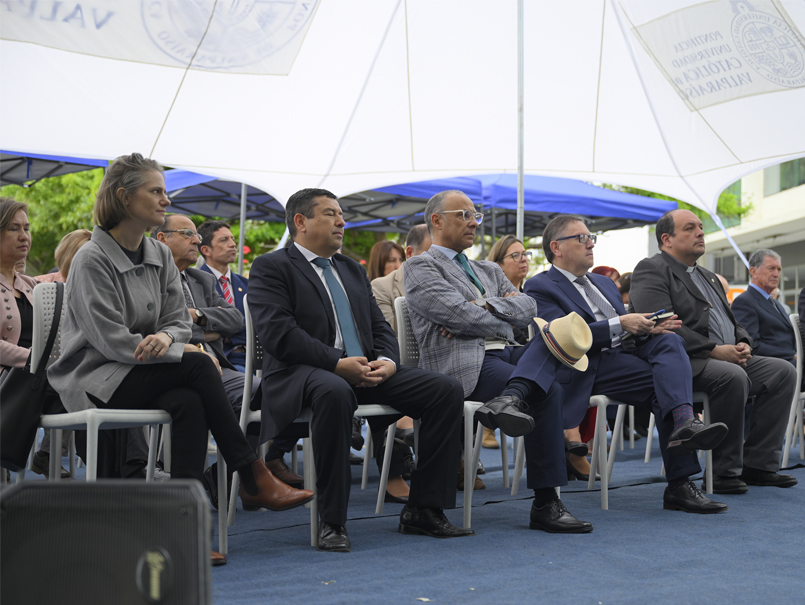 Facultad de Filosofía y Educación celebró su aniversario 75 con emotiva ceremonia