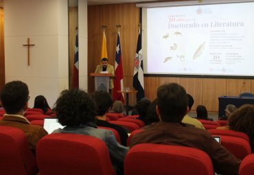 Doctorado en Literatura PUCV conmemoró 30 años de trayectoria