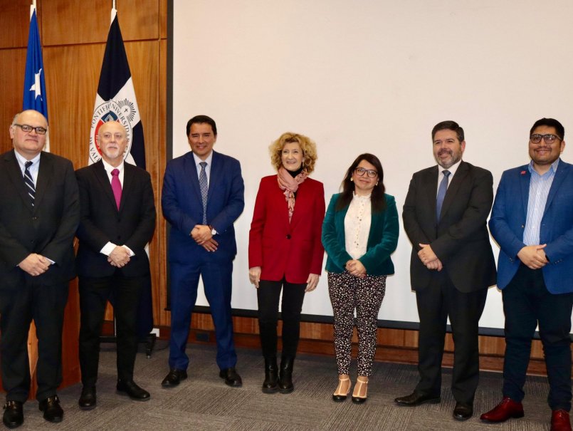 Escuela de Derecho efectuó seminarios internacionales en el marco del Módulo Jean Monnet