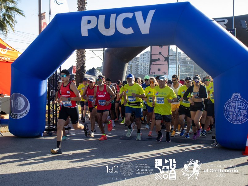 GALERÍA: Universidad efectuó nueva versión de Corriendo al Centenario