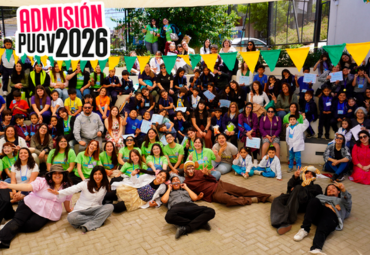 VIDEO: Creatividad, diversión y aprendizaje: estudiantes PUCV lideran feria científica escolar