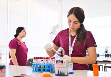 Admisión 2026: Universidad impulsará paridad de género en carreras STEM