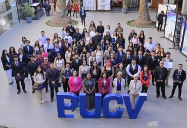 Reconocen Trayectorias Formativas de estudiantes de pregrado en inédita ceremonia