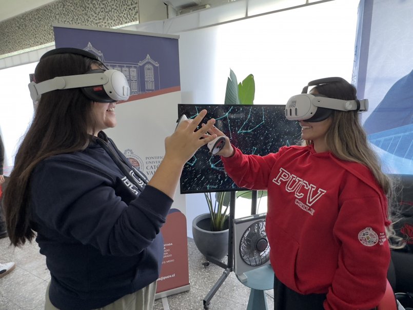 Facultad de Ciencias participa en Congreso Futuro promoviendo el uso de tecnologías inmersivas