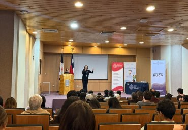 PUCV Inclusiva entrega herramientas y nuevas perspectivas sobre autismo a estudiantes de Ingeniería