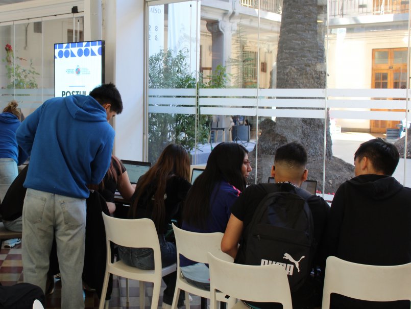 Propedéutico PUCV cierra proceso de postulación con cifra récord de más de 2.900 estudiantes