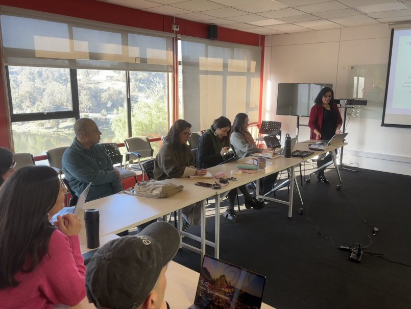 Centro Eduinclusiva y Escuela de Pedagogía efectuaron V Coloquio de Investigación Multidisciplinaria en Educación