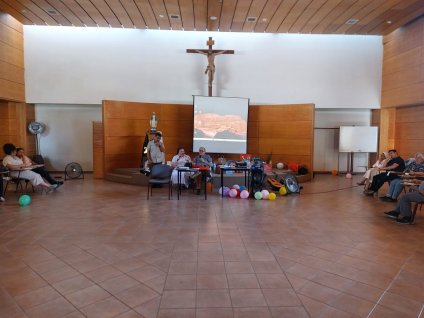 La esperanza en tiempos de incertidumbre: Profesor Guillermo Calderón dirigió jornada de retiro con comunidad educativa de Putaendo