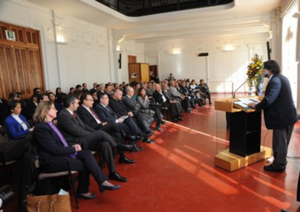 PUCV y Comunidad Teológica Evangélica suscriben convenio inédito en Latinoamérica