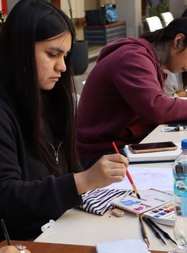 PUCV realizó primer Encuentro de Pintura In Situ para imaginar la equidad de género