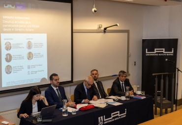 Profesor Raúl Núñez participó en seminario internacional sobre persecución penal organizado por Derecho UAI