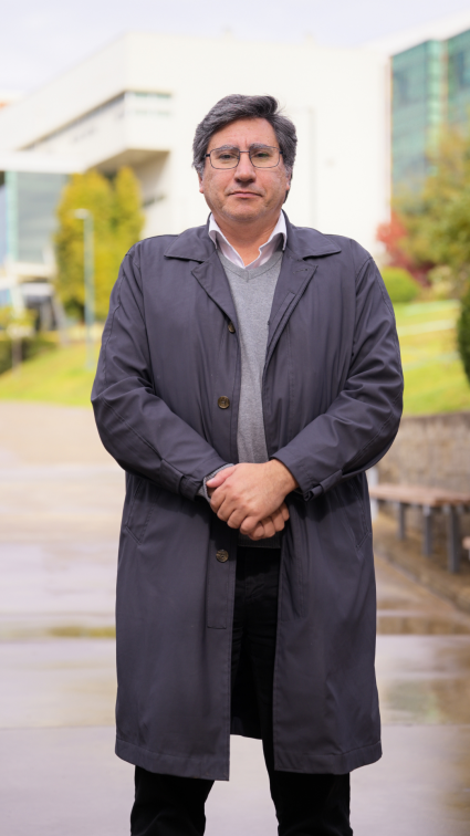 Profesor Fernando Torres Pérez participa en revista internacional sobre Hantavirus