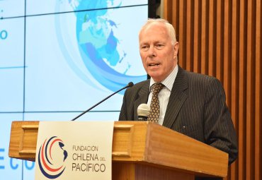 Director del CEA PUCV es nombrado como Consejero Honorario de la Fundación Chilena del Pacífico