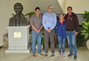 Académico de la PUCV dicta curso de Genética y Genómica Aplicada en Ecuador