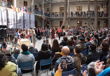PUCV celebró el Día del Patrimonio con música, danza y recorridos por Casa Central