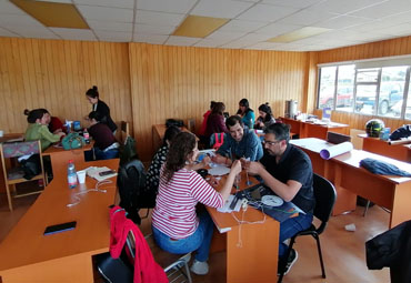 Centro de Investigación en Didáctica de las Ciencias CIDSTEM-PUCV y UMAG realizan taller “Posibilidades de educación STEM en Chile: Desafíos científicos e investigación intercultural”