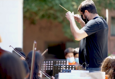 PUCV y Codelco fortalecen colaboración conjunta con proyecto musical de orquestas FOSILA