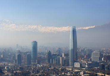 Efecto COVID-19: contaminación atmosférica disminuyó 15% en Santiago durante 2020
