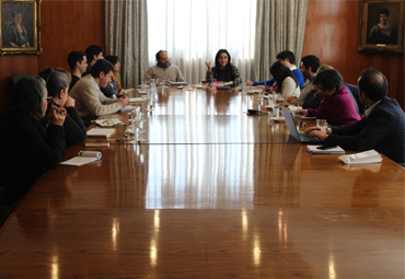 Vicepresidenta de la CNA se reunió con miembros de la comunidad universitaria