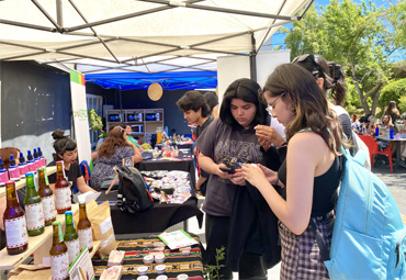 Primera feria navideña sostenible en Campus Sausalito