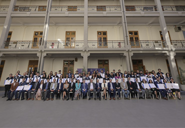 Universidad ha graduado a 771 doctores y doctoras aportando al desarrollo del conocimiento