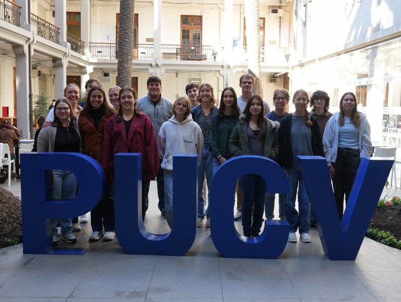Universidad recibe a nuevos estudiantes de intercambio Summer 2025