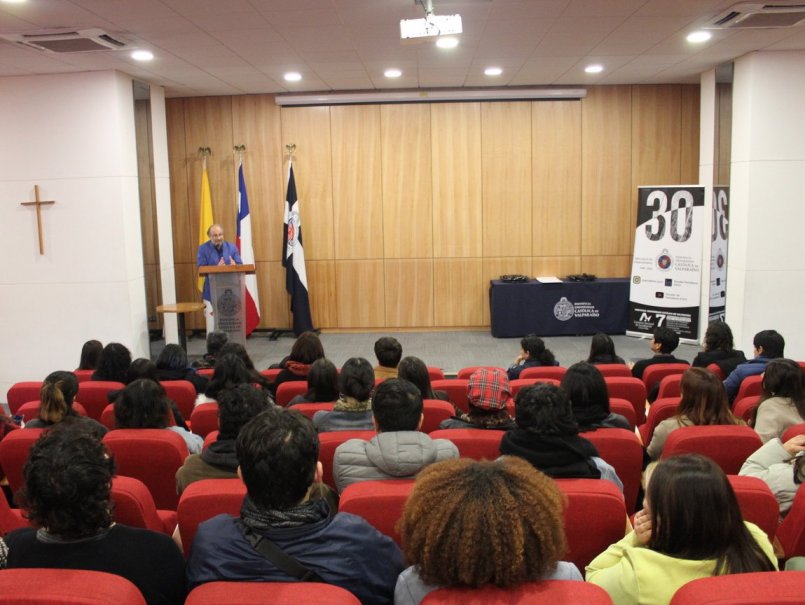 Estudiantes de Periodismo lanzaron nuevo medio de comunicación 