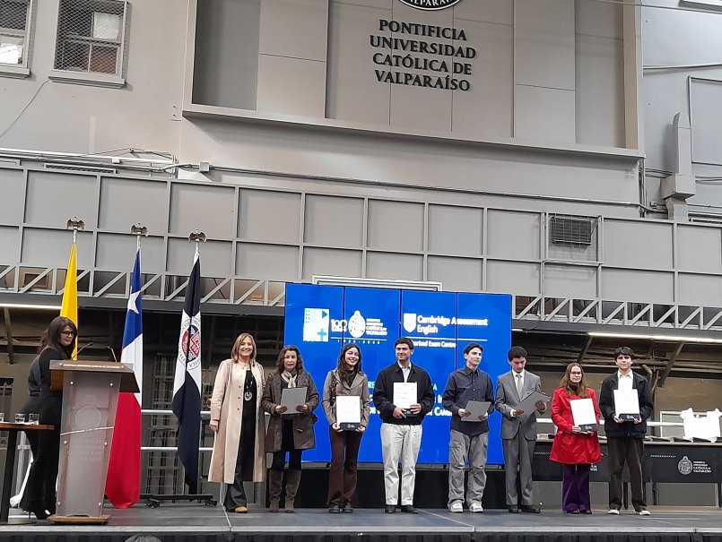 PUCV certifica nivel de inglés de 400 estudiantes bajo estándares de la Universidad de Cambridge