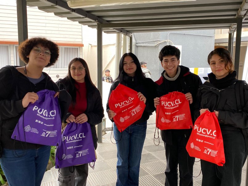 Récord de 3.500 estudiantes marcó el Día Abierto previo al Proceso de Admisión 2026