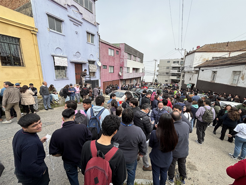 Masiva participación de comunidad PUCV en simulacro de tsunami organizado por Senapred