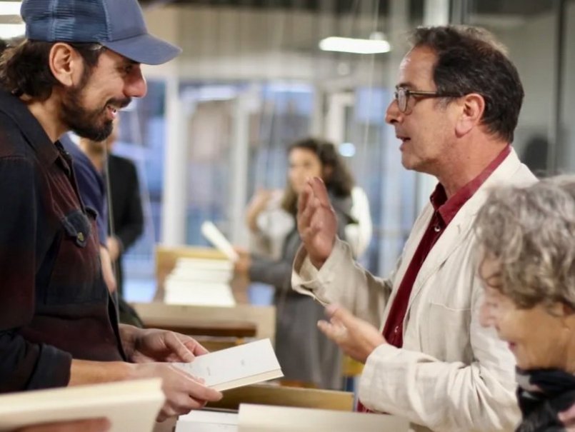 Escuela de Arquitectura y Diseño inauguró muestra sobre legado de Godofredo Iommi