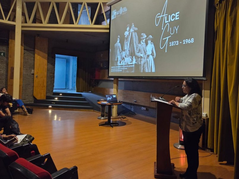 Universidad aborda el aporte de las mujeres en el cine a través de taller sobre Alice Guy