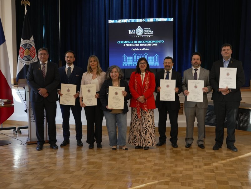 Universidad reconoce a seis académicos y académicas que obtienen la jerarquía de profesor titular