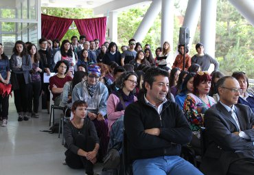 Instituto de Literatura y Ciencias del Lenguaje realiza “Festival de las Letras 2016: locos y jocosos”