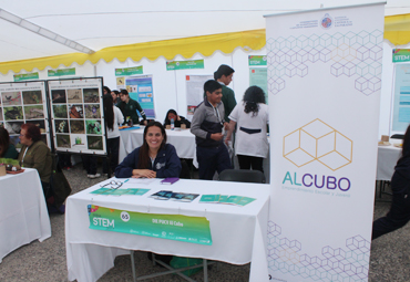 Equipo de AlCubo PUCV formó parte de la Feria STEM 2017