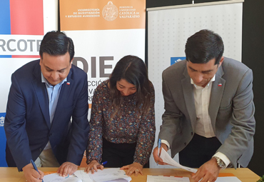 PUCV firmó convenio de colaboración con FOSIS y SERCOTEC para articular oferta de apoyo al microemprendimiento