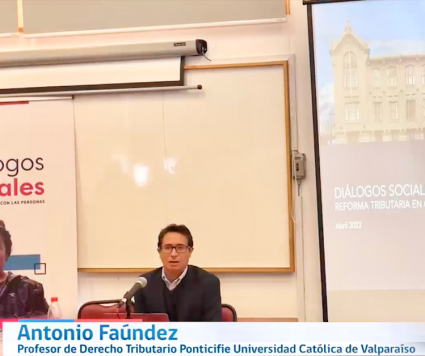 Profesor Antonio Faúndez fue invitado por el Ministerio de Hacienda a exponer en los Diálogos Sociales