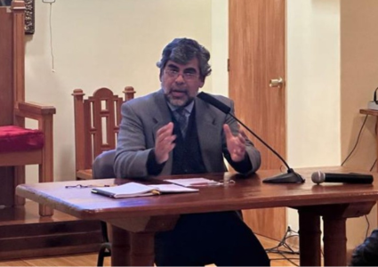 Prof. Juan Pablo Faúndez, Director del Programa de Ciencias para la Familia, es invitado por Obispo de Valparaíso a dar conferencia al Clero de la Diócesis sobre Teoría de género