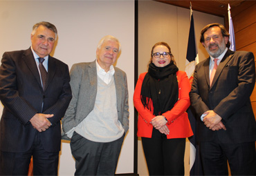 Raúl Allard presentó libro “Relaciones Internacionales: Nociones y Lecciones” en Santiago