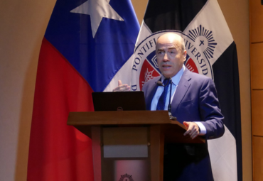 Académico y excontralor Jorge Bermúdez inaugura nueva edición del diplomado de Gobernanza