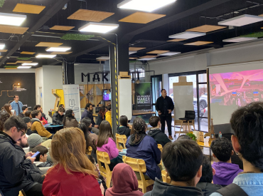 Valparaíso Makerspace PUCV retoma su programa Maker_Talk con una jornada dedicada a las Tecnologías Inmersivas