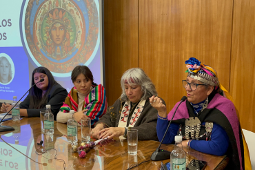 Mujeres Indígenas lideran conversatorio respecto a cambio de ciclo y solsticio de invierno en la PUCV