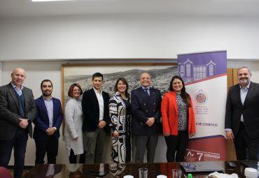 Forvis Mazars firma convenio de prácticas con la Escuela de Comercio