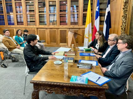 Alumno Sebastián Esteban aprobó el Examen de Universa Theologia