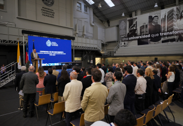 Reconocimiento a la Excelencia: Cuatro Académicos de la Escuela de Agronomía PUCV Premiados por su Compromiso y Logros